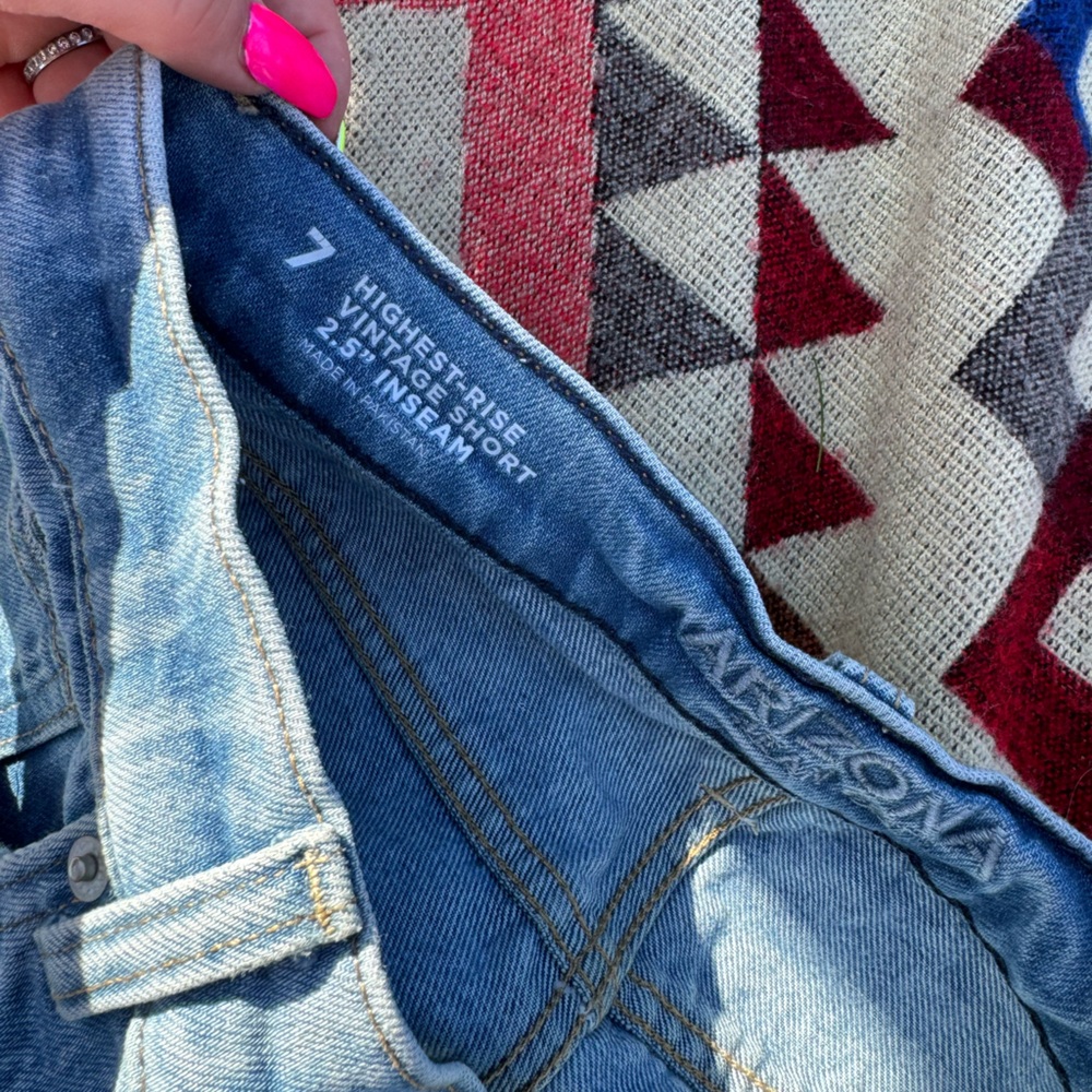 Old Navy Jean Shorts - Picture 2 of 2